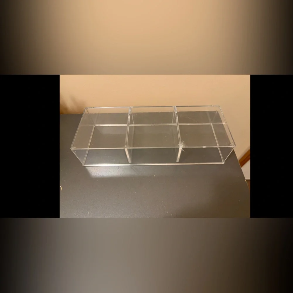 Clear Plastic Organizer